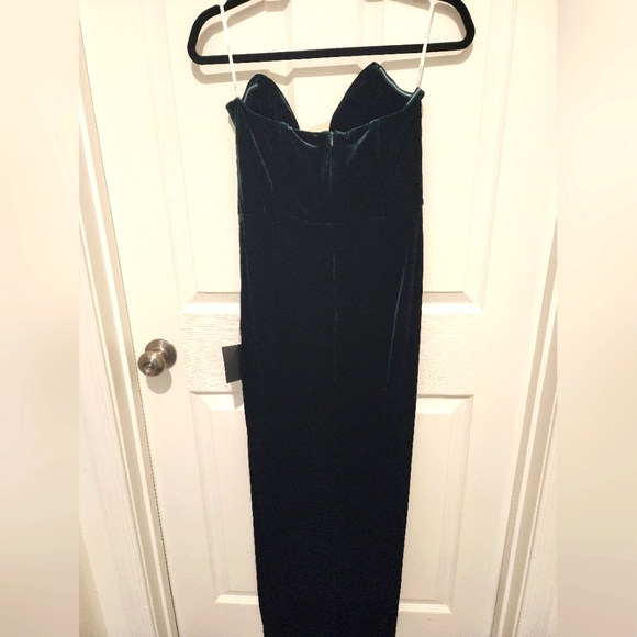 Forest Green Velvet Starpless Maxi Dress - Picture 2 of 2